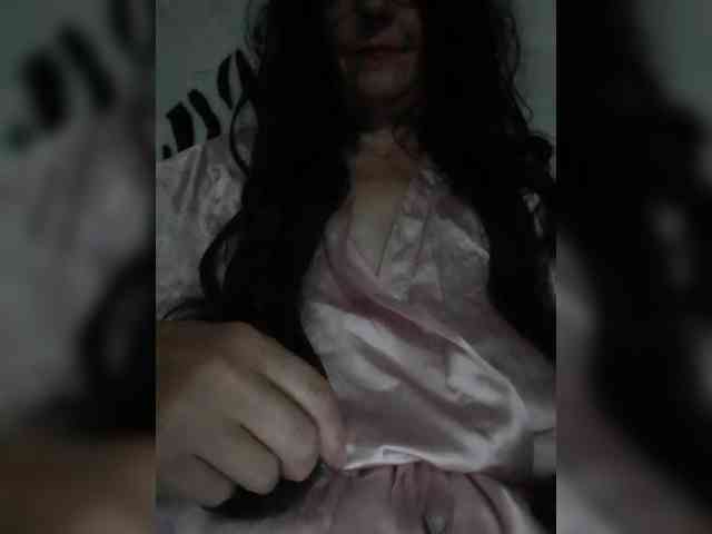 Emmie-Lise webcam