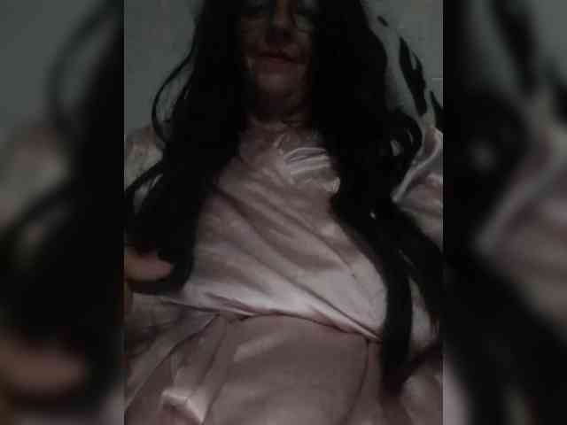 Emmie-Lise webcam