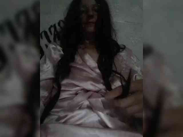 Emmie-Lise webcam