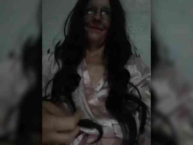 Emmie-Lise webcam