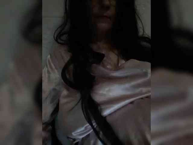 Emmie-Lise webcam