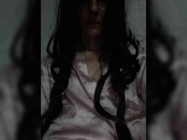 Emmie-Lise webcam