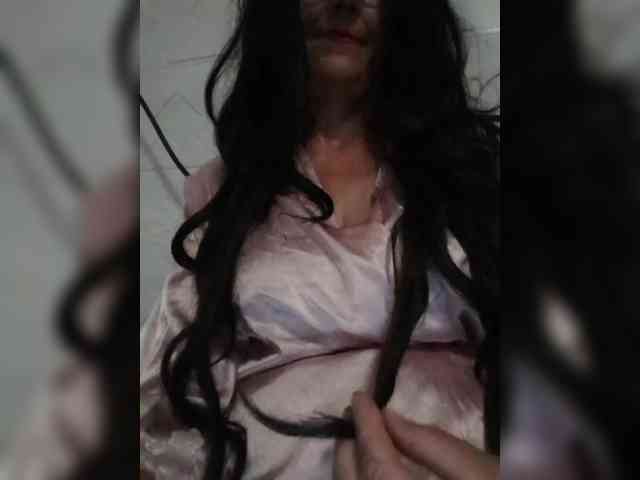 Emmie-Lise webcam