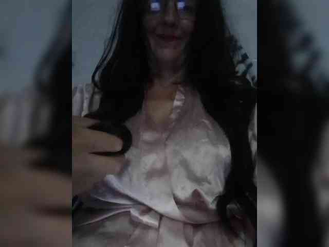 Emmie-Lise webcam