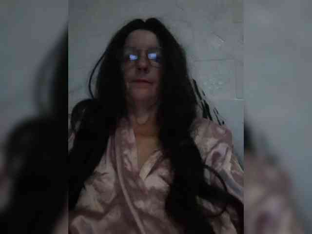 Emmie-Lise webcam