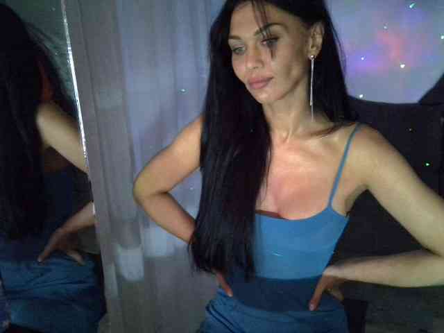 TayaDeluxe webcam
