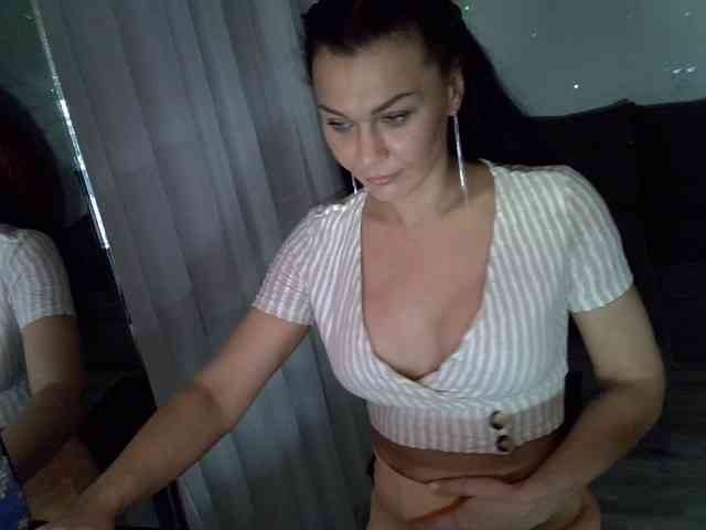 TayaDeluxe webcam