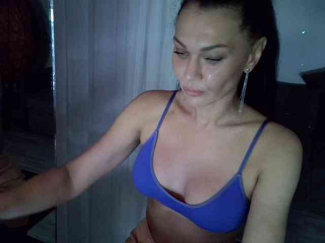 TayaDeluxe webcam