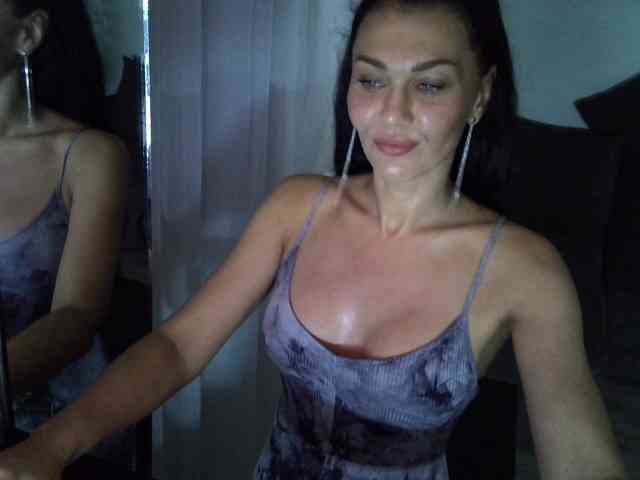 TayaDeluxe webcam