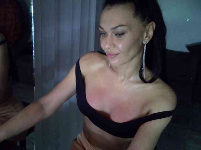 TayaDeluxe webcam