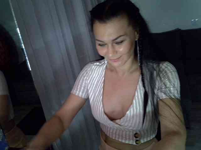 TayaDeluxe webcam