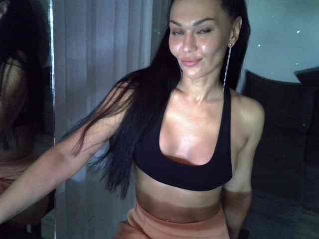 TayaDeluxe webcam