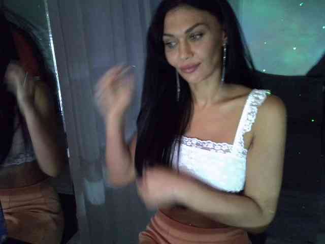 TayaDeluxe webcam
