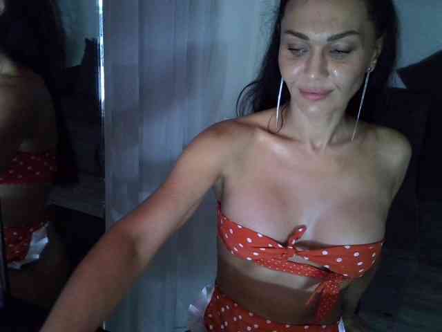 TayaDeluxe webcam