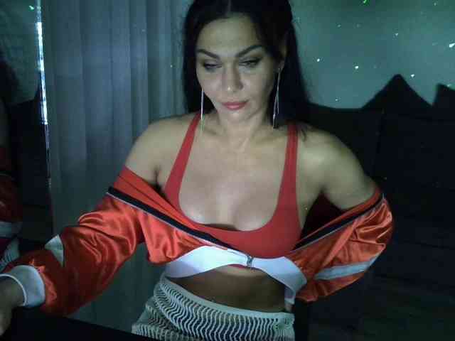 TayaDeluxe webcam