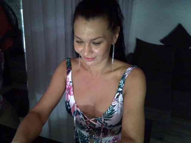TayaDeluxe webcam