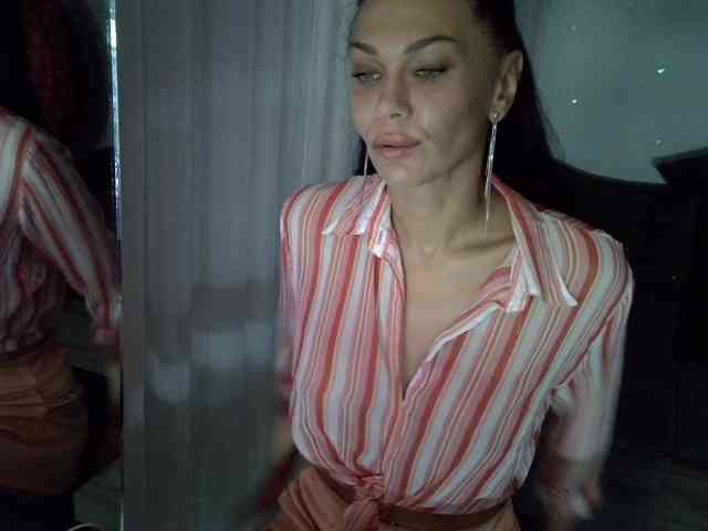 TayaDeluxe webcam