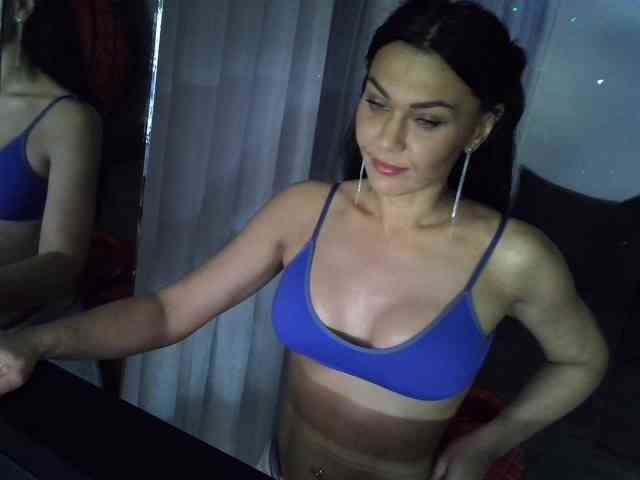 TayaDeluxe webcam
