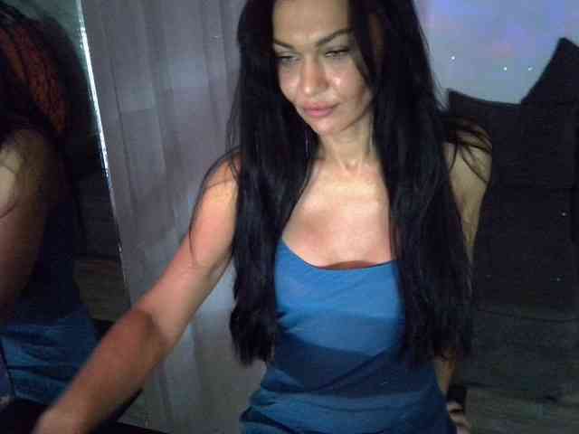 TayaDeluxe webcam