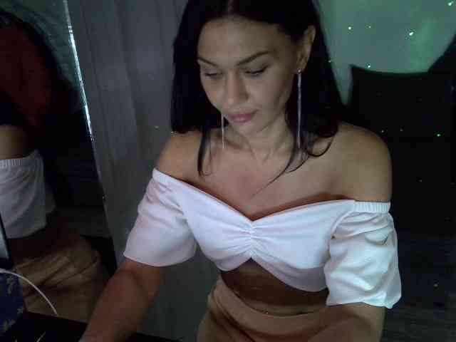 TayaDeluxe webcam