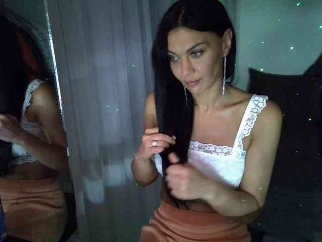 TayaDeluxe webcam