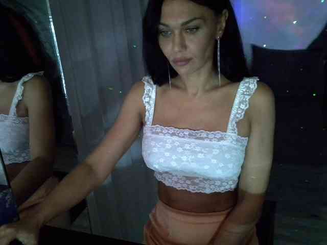 TayaDeluxe webcam