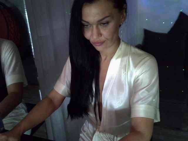 TayaDeluxe webcam