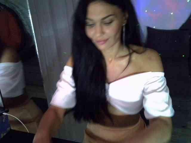 TayaDeluxe webcam