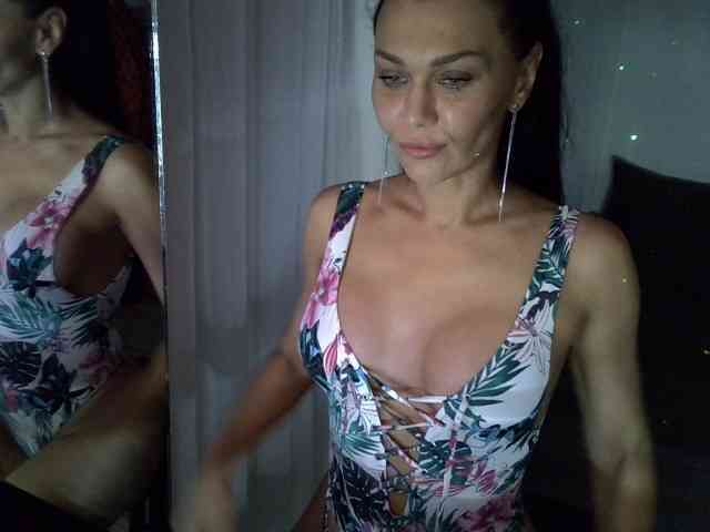 TayaDeluxe webcam