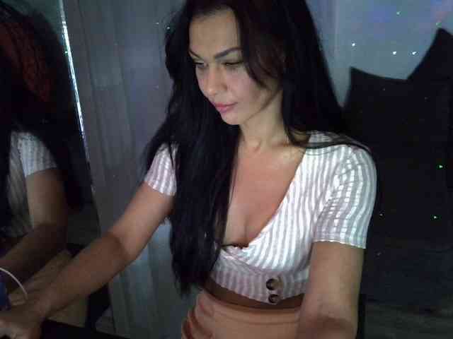 TayaDeluxe webcam