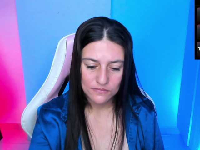 Saskyaajohnson webcam