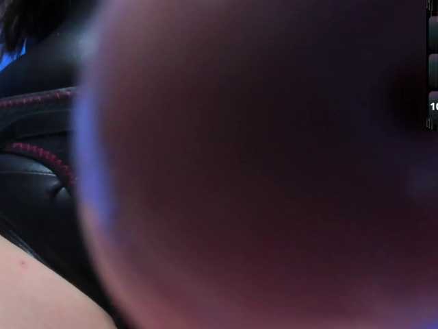 Saskyaajohnson's BongaCams show and profile