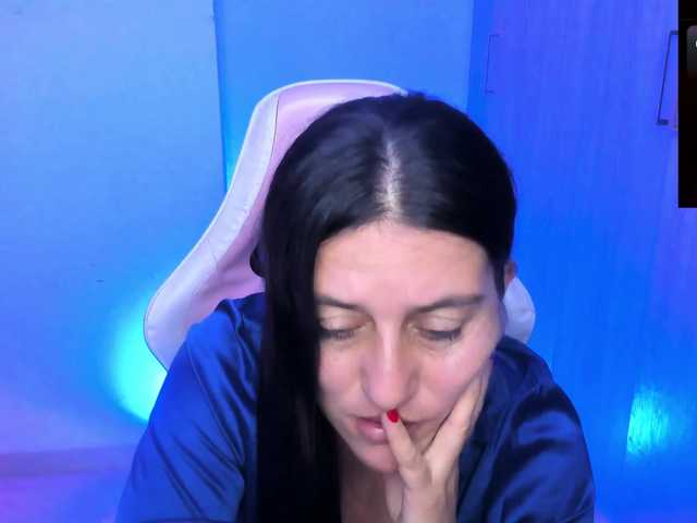 Saskyaajohnson's BongaCams show and profile