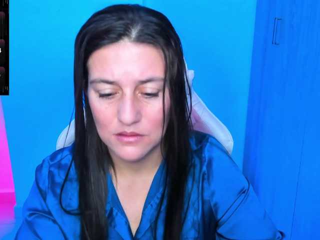 Saskyaajohnson's BongaCams show and profile