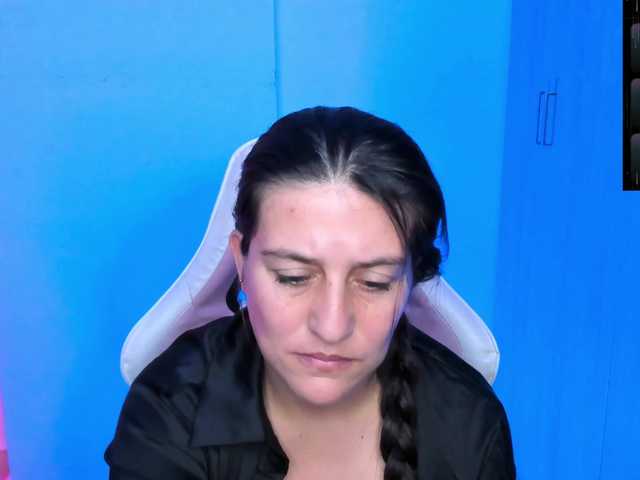 Saskyaajohnson webcam