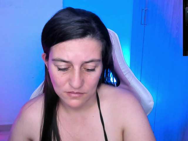 Saskyaajohnson from BongaCams is Freechat