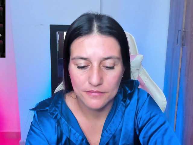 Saskyaajohnson's BongaCams show and profile