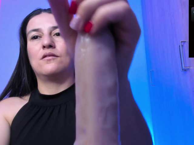 Saskyaajohnson's BongaCams show and profile