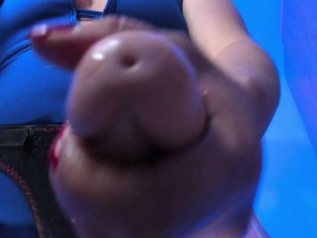 Saskyaajohnson's BongaCams show and profile