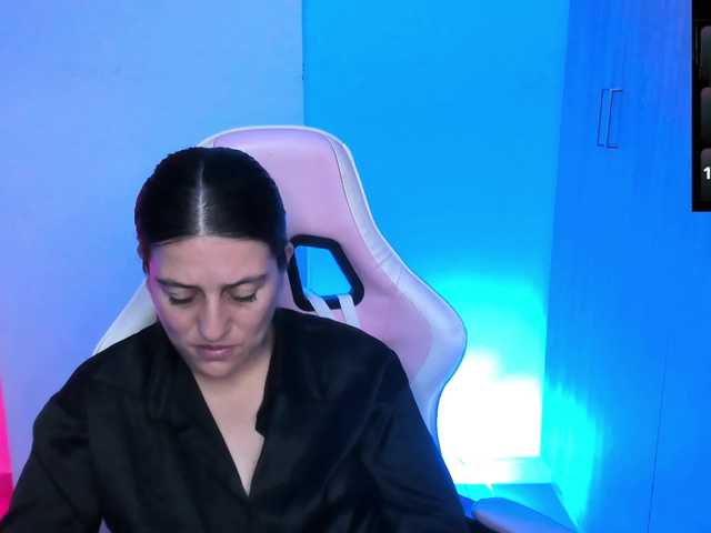 Saskyaajohnson from BongaCams is Freechat