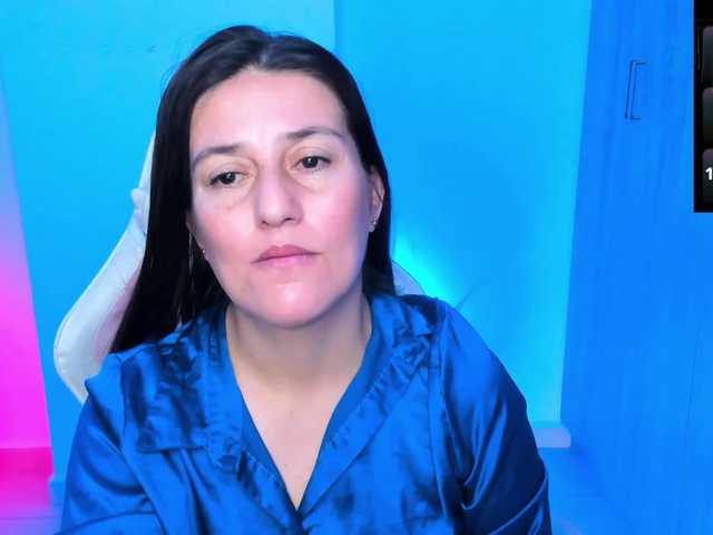 Saskyaajohnson's BongaCams show and profile