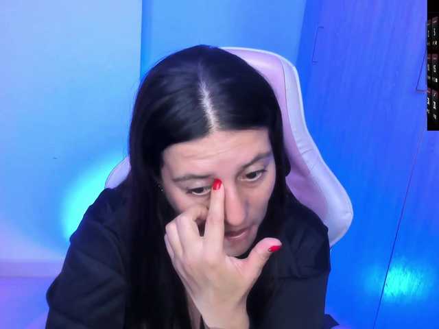 Saskyaajohnson webcam