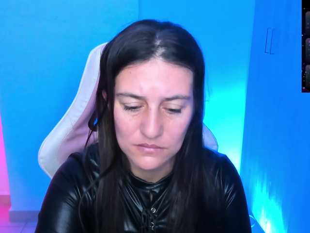 Saskyaajohnson's BongaCams show and profile