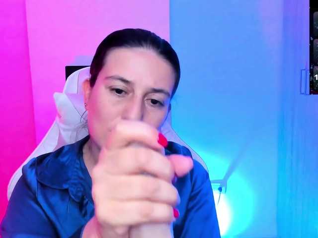 Saskyaajohnson webcam