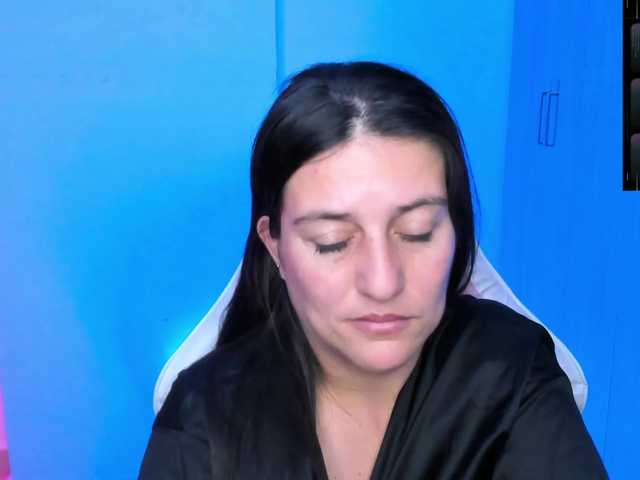 Saskyaajohnson's BongaCams show and profile