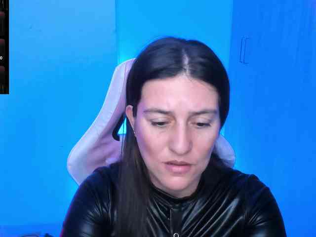 Saskyaajohnson webcam