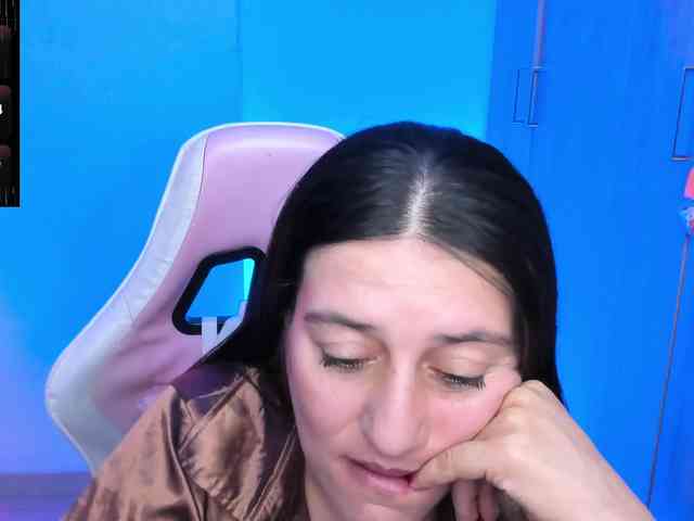 Saskyaajohnson webcam