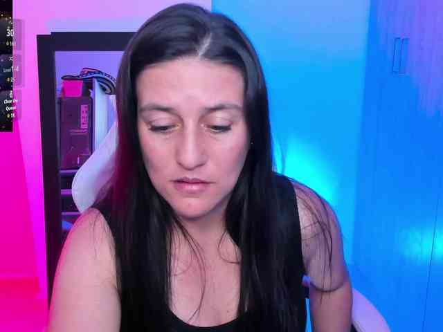 Saskyaajohnson webcam