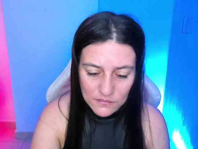 Saskyaajohnson webcam