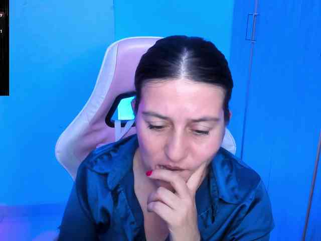 Saskyaajohnson webcam